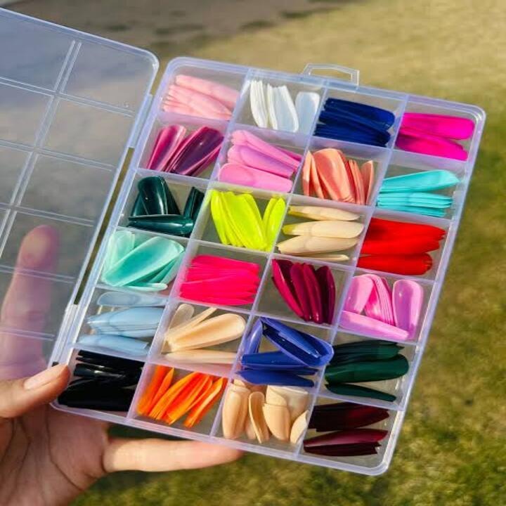 576 pcs nails with box ,Reusable Artificial nails, 24 different colours